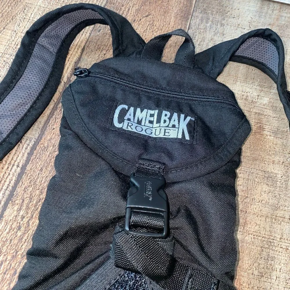 Camelbak Black Rogue Backpack Hiking Camping Running Black no bladder